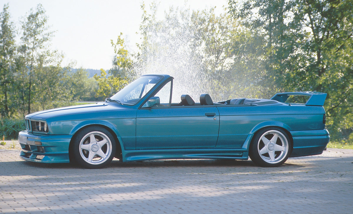 BMW 3er E30 Rieger Seitenschweller rechts, GFK inkl. Gutachten, Montagezubehör, Aluwinkelleisten