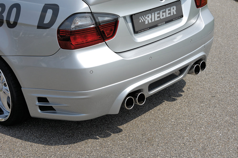 BMW 3er E90 Rieger Heckschürzenansatz BMW E90 335i Optik -> für 335i! Nicht für M-Paket-Heckschürze! für Doppelendrohr li. u. re. (335i-Look), ABS,
inkl. Alugitter, Montagezubehör, Gutachten