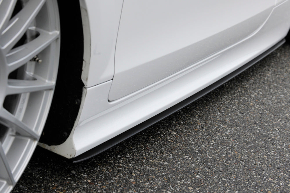 Audi TT RS (8J) Rieger Seitenschwelleransatz nur für TT-S / TT-RS-Schweller rechts, ABS,
inkl. Montagezubehör, Gutachten