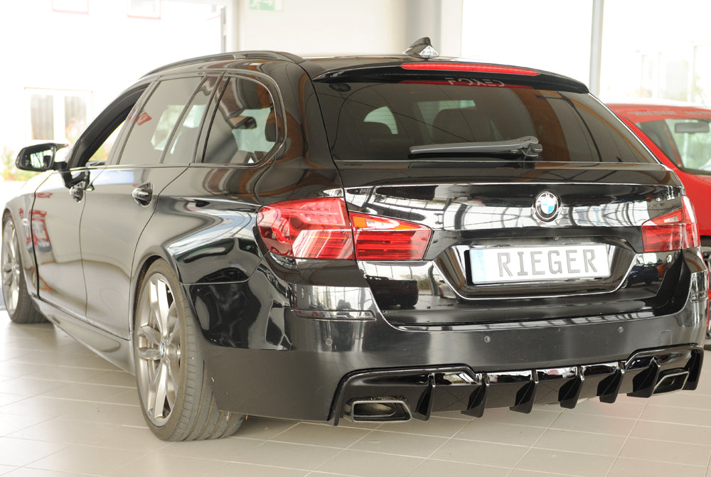 BMW 5er F10 (5L) Rieger Heckeinsatz (für Fzg. mit AHK) für orig. Endrohrblende li. u. re., (550i / 550i xDrive / M550d xD...