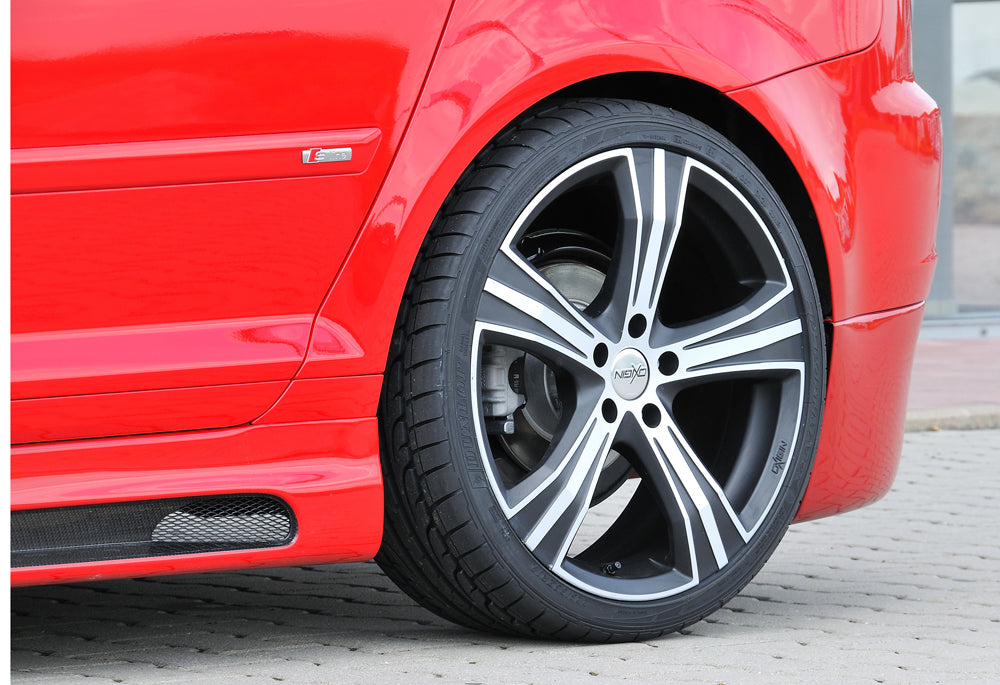 Audi A3 (8P) Rieger Seitenschweller links, mit Schacht, mit Ausschnitt, ABS, Carbon-Look,
inkl. Alugitter, Montagezubehör, ABE