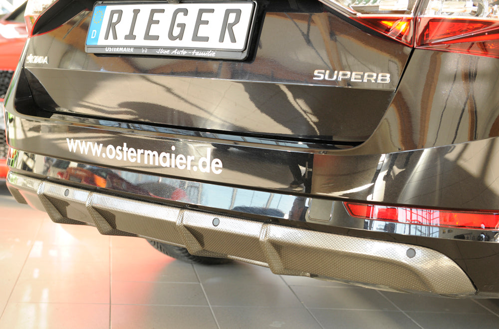 Skoda Superb III (3T/3V) Rieger Heckeinsatz ohne Aussparung für Endrohrblenden ABS, Carbon-Look, für Fzg. mit Einparkhilfe (PDC),
inkl. Montagezubehör, Gutachten