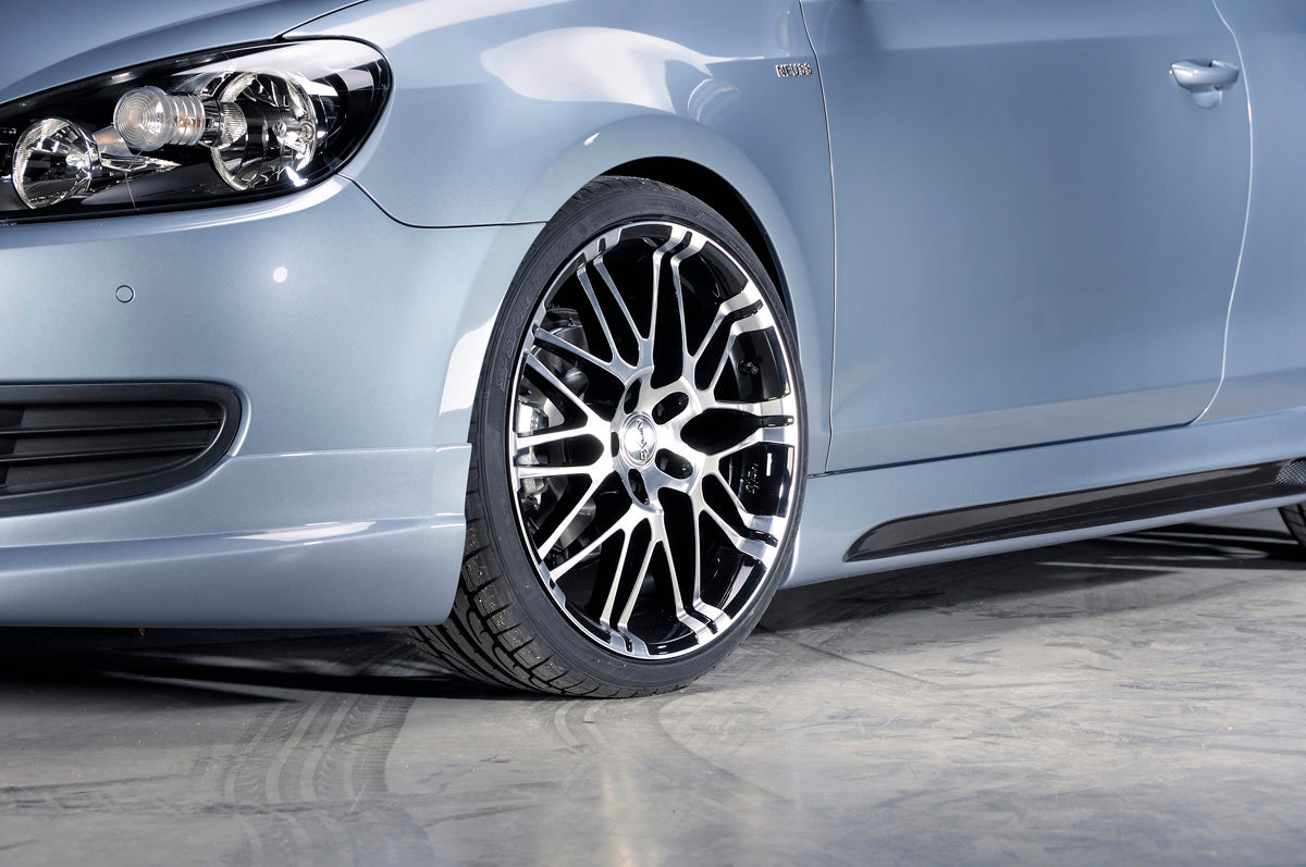 VW Golf 6 Rieger Seitenschweller links, mit Schacht, mit Ausschnitt, ABS, Carbon-Look,
inkl. Montagezubehör, Alugitter, Gutachten
