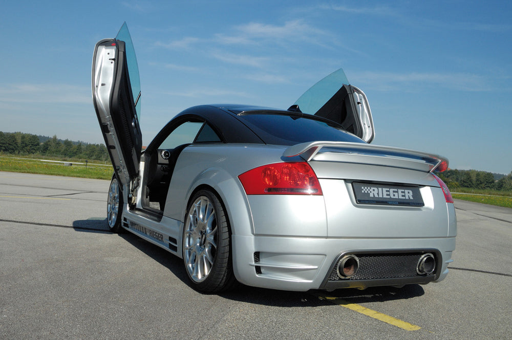 Audi TT (8N) Heckspoiler Racing Audi TT (8N) / RSX passend mit und o. serienm. Hecklippe GFK,
inkl. Gutachten, Montagezubehör