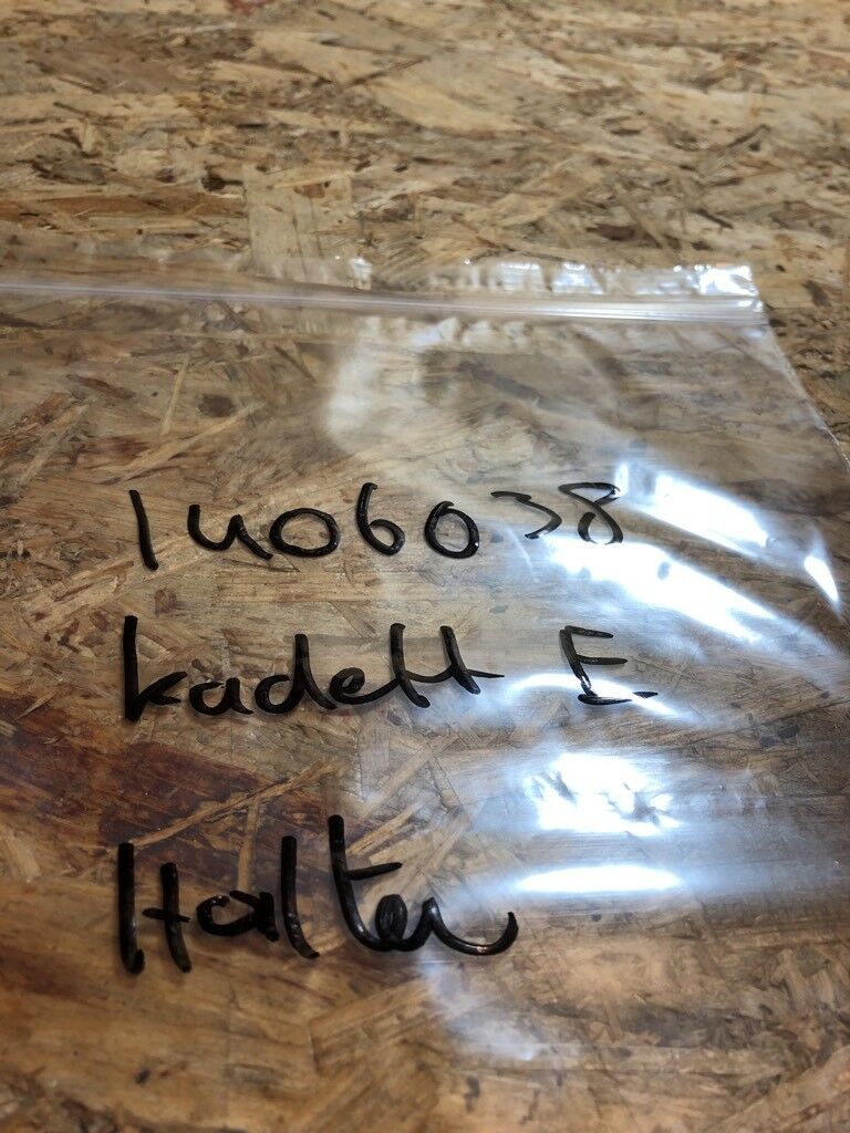 Opel Kadett E Halter NEU Original GM