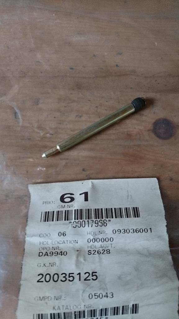 Monza Senator A Commodore C Haltestift Bremsbelag vorne Neu