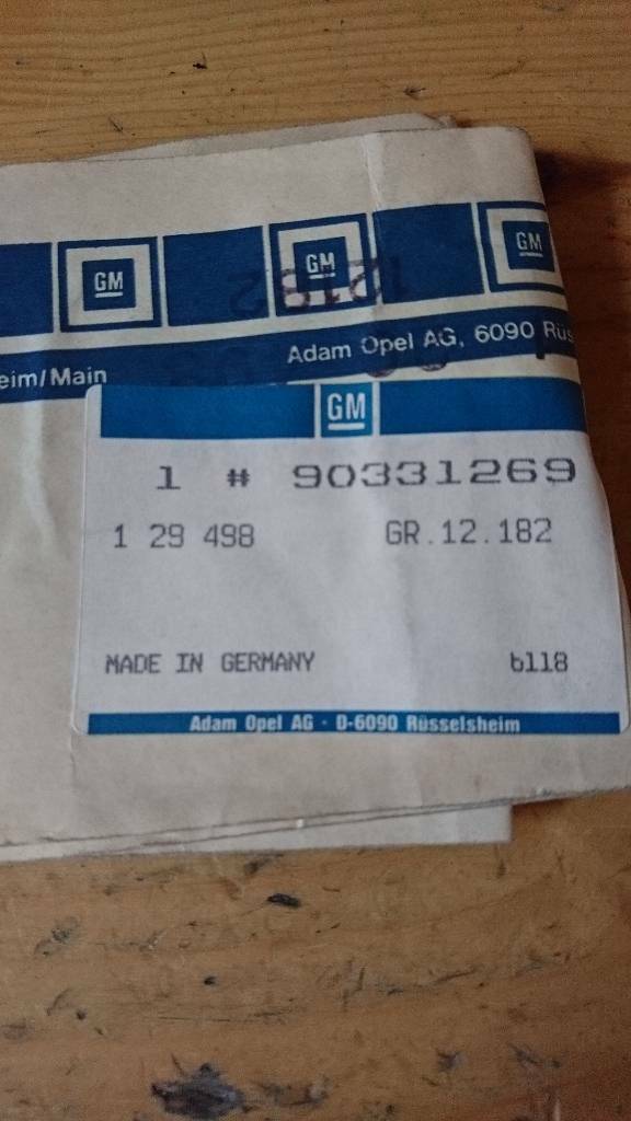 Kadett E Schriftzug "TOP" neu original GM