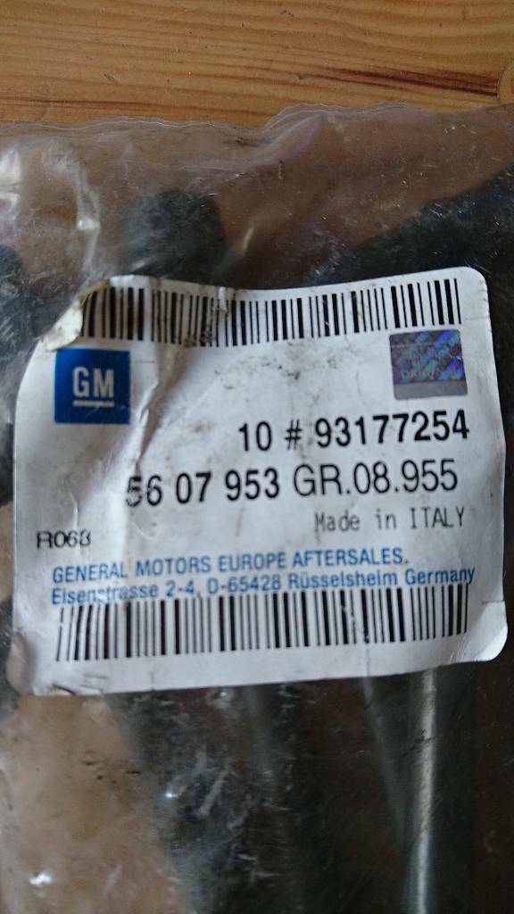 Astra Agila Corsa Meriva Tigra Diesel Zylinderkopf Schraube GM