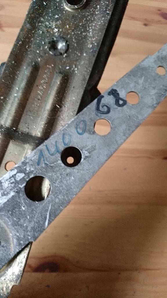 Kadett D Fensterheber vorne Rechts original GM Opel NEU