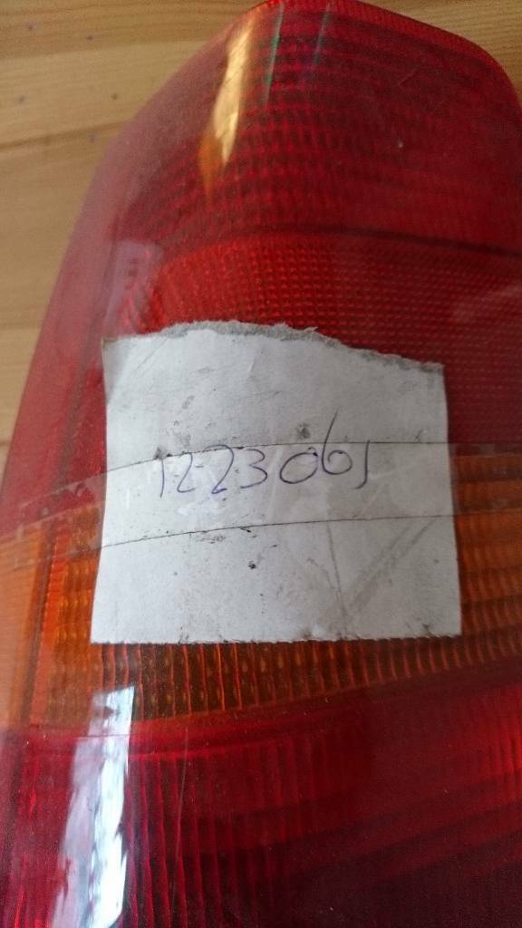 Kadett E Rückleuchte Links neu original GM