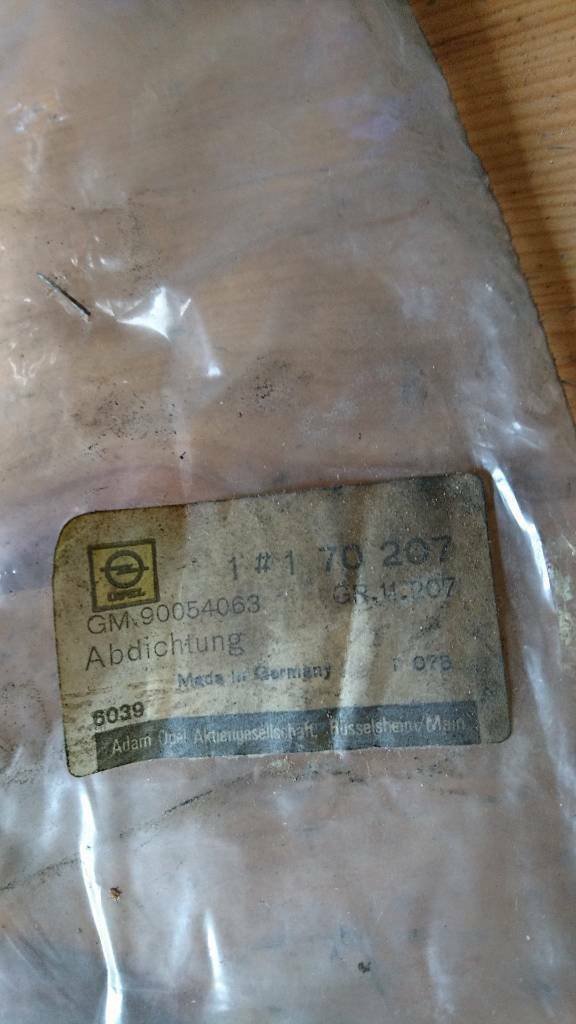 Opel Youngtimer Oldtimer Abdichtung neu original GM 90054063