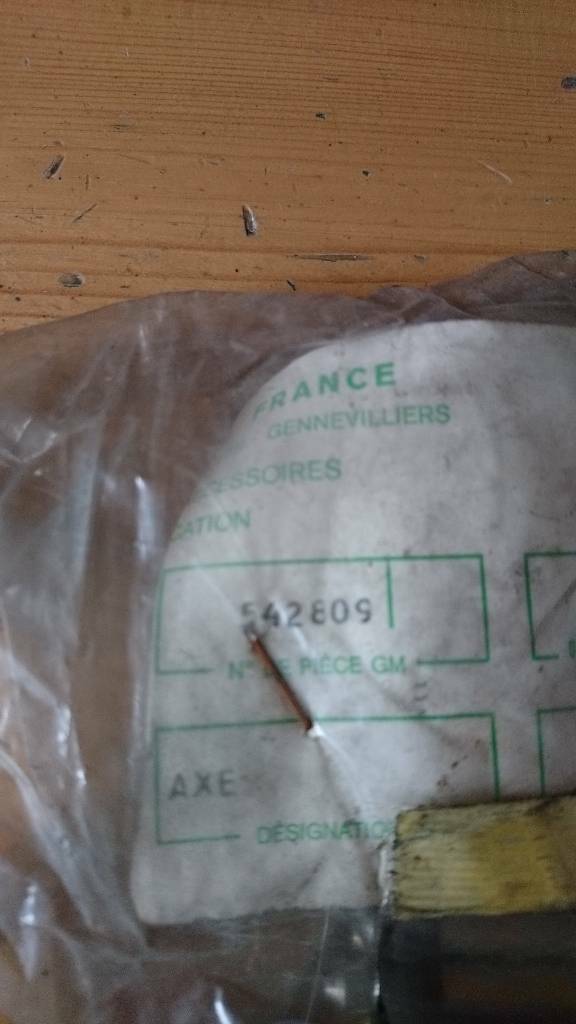 Opel Youngtimer Oldtimer Haltestift Bremssattel neu 542809