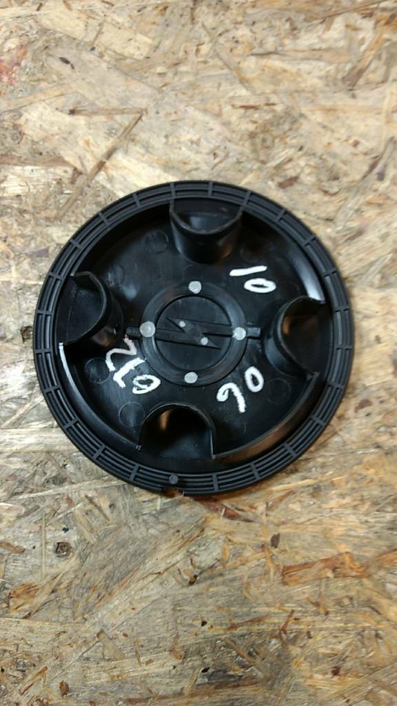 Original GM Opel Kadett D Ascona C Radkappe NEU