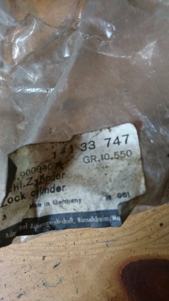 Opel Youngtimer Oldtimer Schließzylinder neu GM 90094090