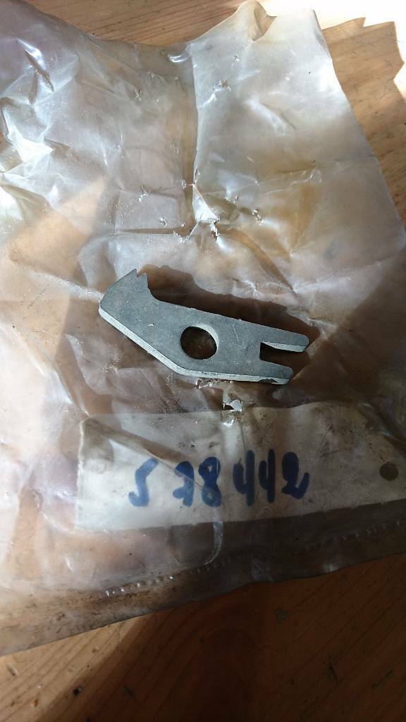Opel Youngtimer Oldtimer Klinke neu original 578442