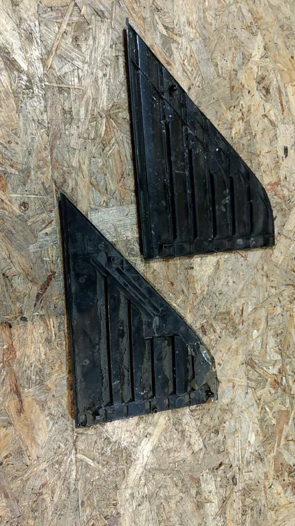 Original GM Opel Rekord Zierblende Abdeckung Luftschlitz NEU