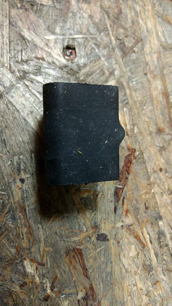 Original GM Opel Vectra A Gummilager vorne NEU