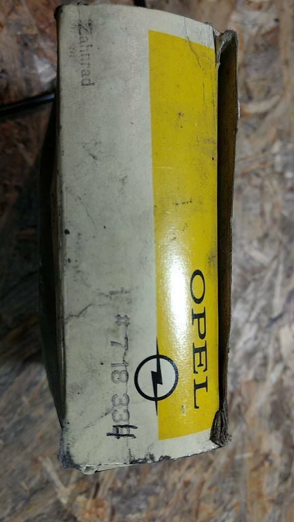 Original GM Opel Zahnrad 4-Gang Getriebe Opel GT Rekord B / C Neu