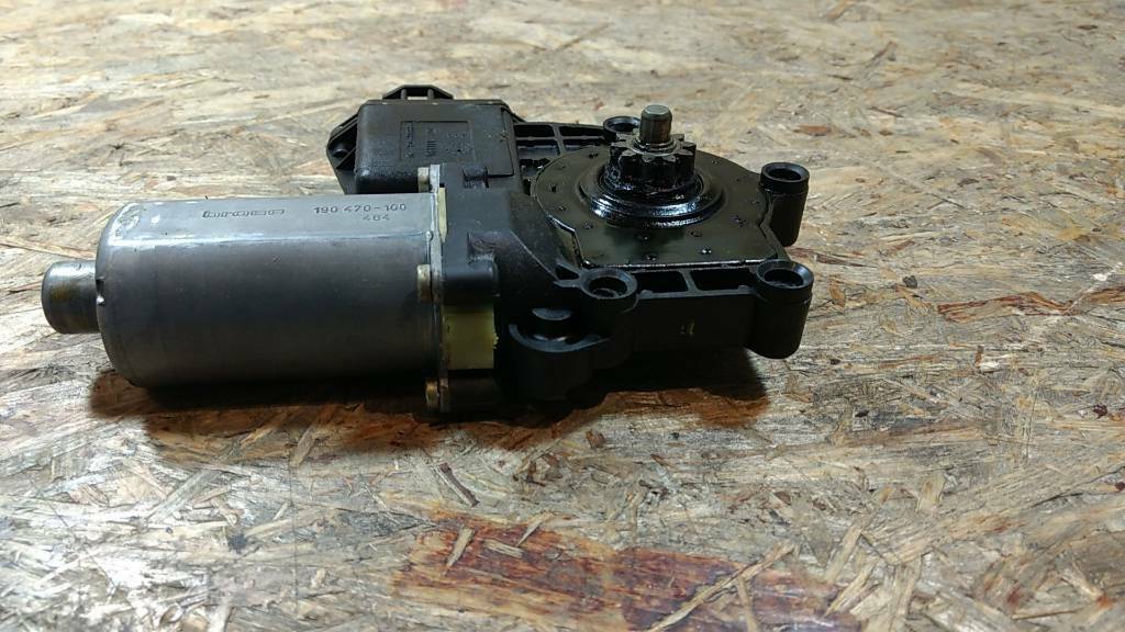 Original GM Opel Vectra A Fensterhebermotor vorne rechts NEU