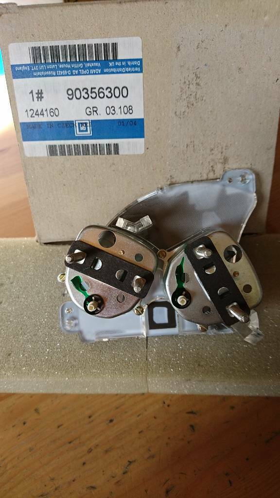 Calibra Tank Temperatur Anzeige Gauge neu original GM
