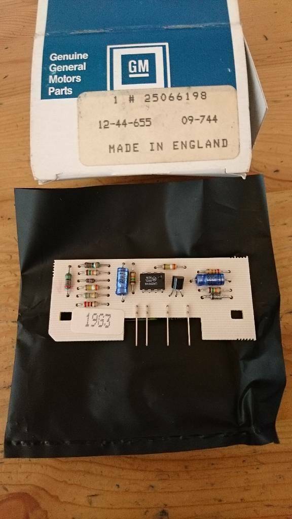 Calibra A Vectra A Leiterplatte Kraftstoff Tank Anzeige neu GM