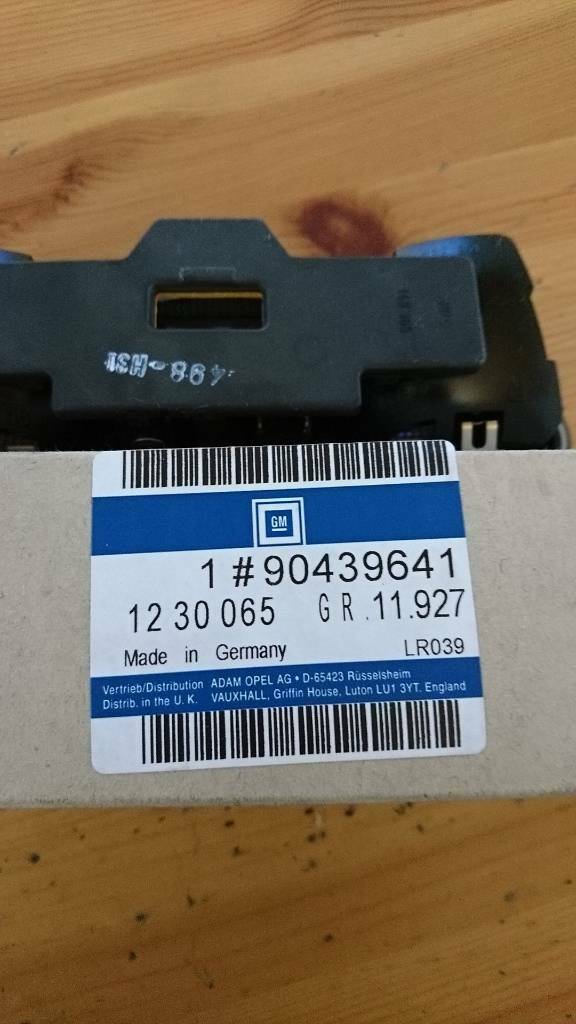 Opel Omega B Innenraumleuchte neu original GM