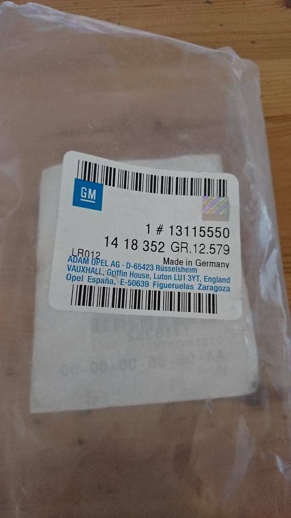 Opel Astra G Distanzplatte Halter Ersatzradbefestigung original GM NEU