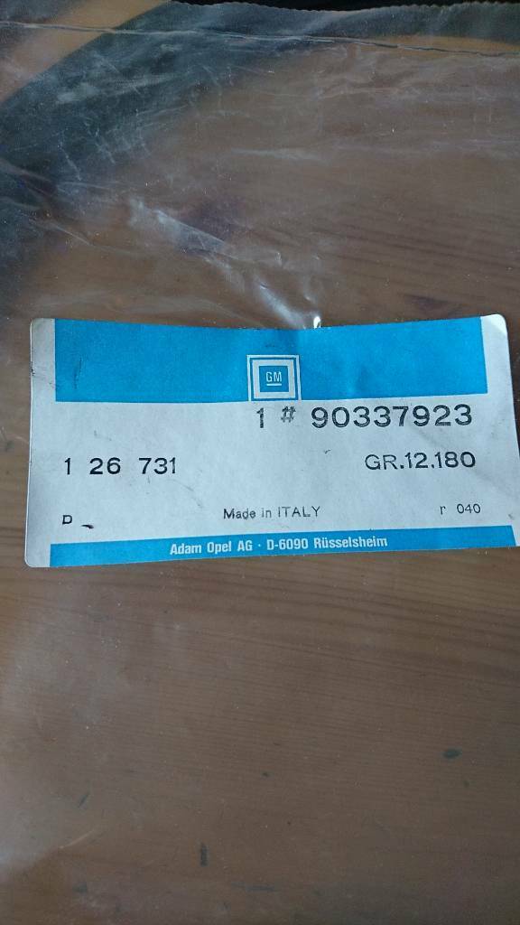 Omega A Caravan Dichtung Heckscheibe innen Neu Original GM