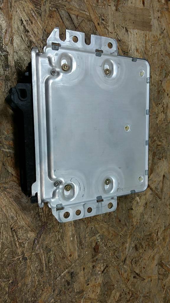 Original GM Opel Calibra 2.0l 16V Motorsteuergerät NEU