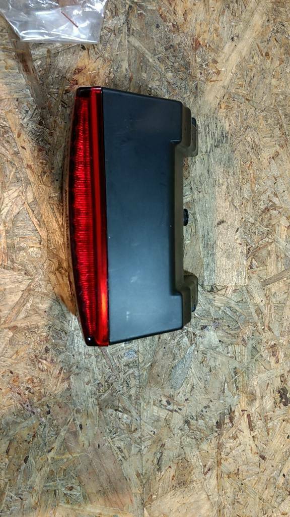 Original GM Opel Nebelschlussleuchte / Nebelleuchte Corsa A NEU