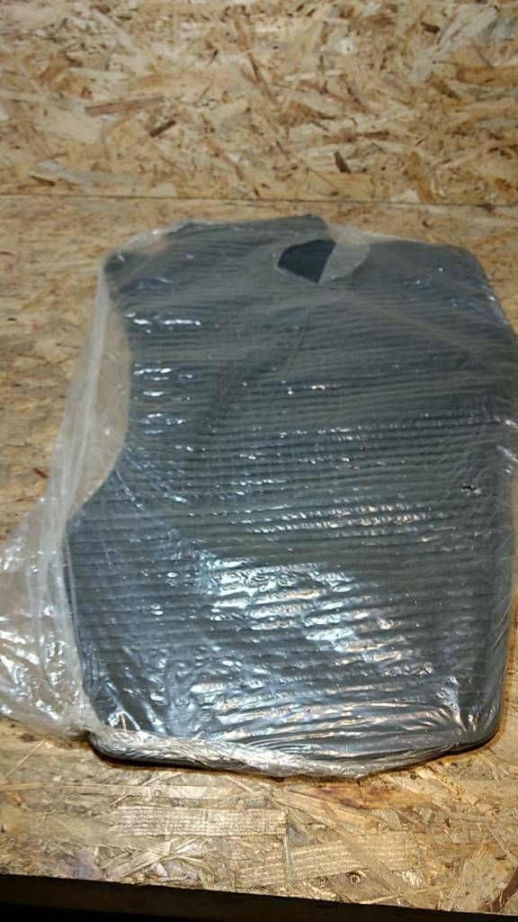 Original GM Opel Zafira A Gummi-Fußmatten NEU