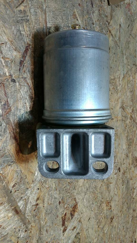 Original GM Opel Ascona C 1.6D Kraftstofffilter mit Halter NEU