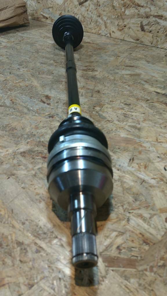 Original GM Opel Antriebswelle r. Vectra A Calibra Automatik NEU