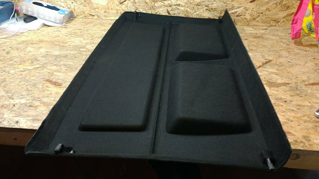 Original GM Opel Kadett E Hutablage Kofferraum Ladefläche NEU