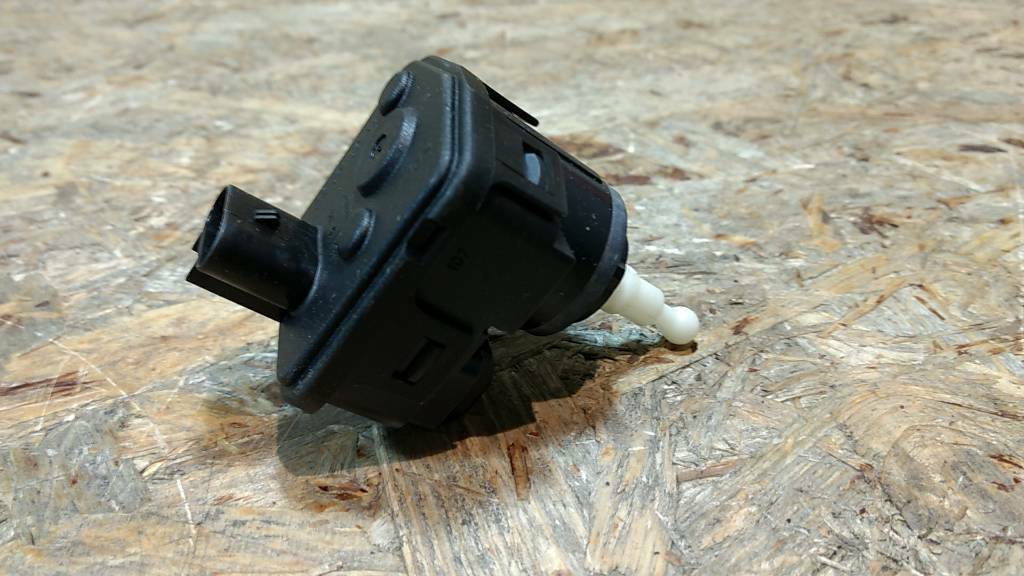 Original GM Opel Omega B Leuchtweitenregulierer NEU