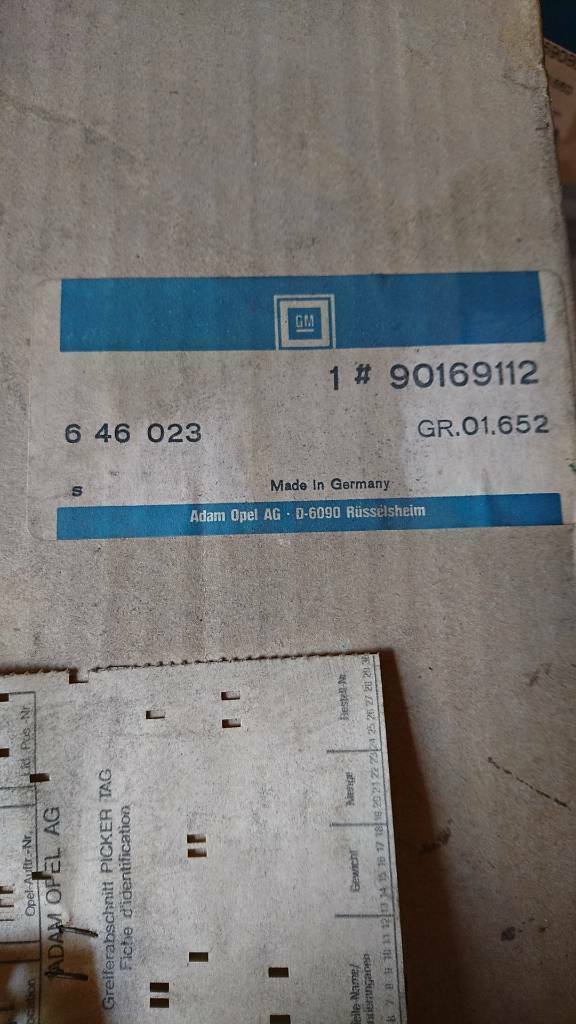 Ascona C Kadett E 1.6 1.8 Ölpumpe neu original GM