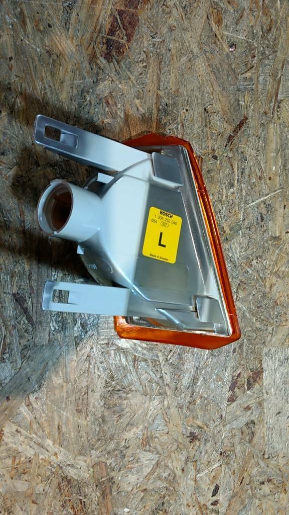 Original GM Opel Blinker vorne links Rekord E ab bj 82 NEU
