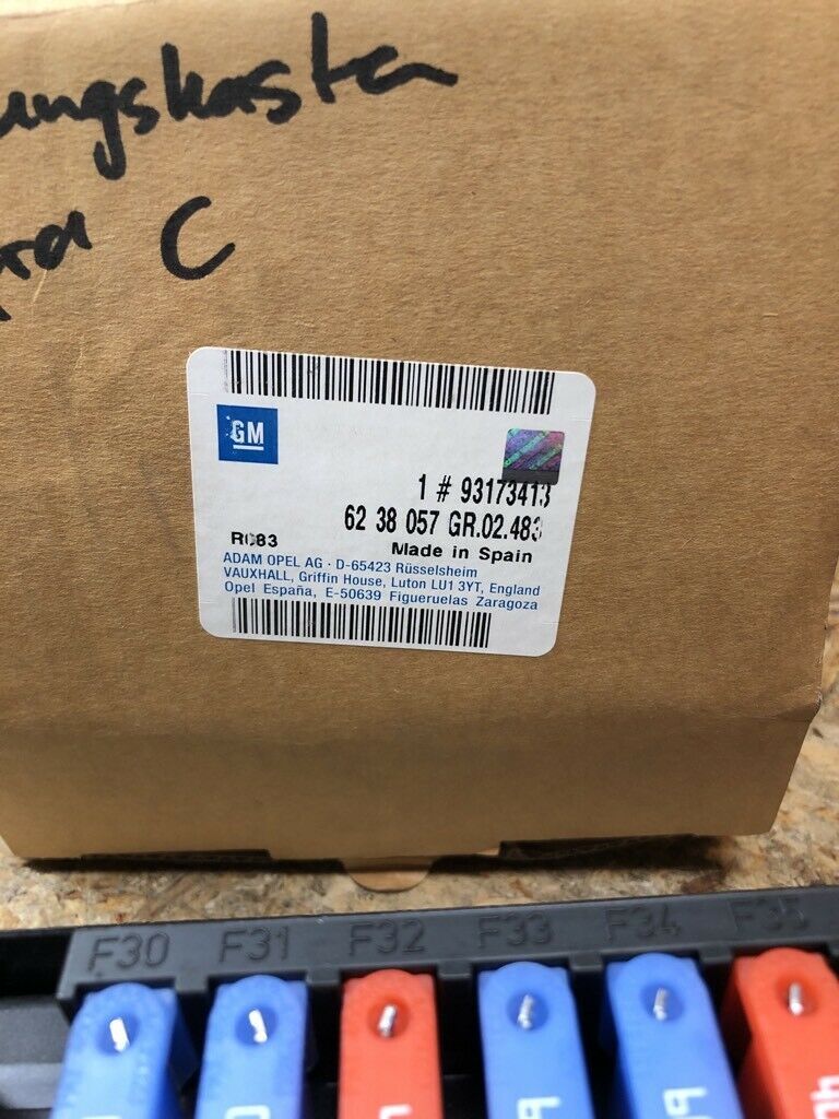 Original GM Opel Vectra C Sicherungskasten *NEU*