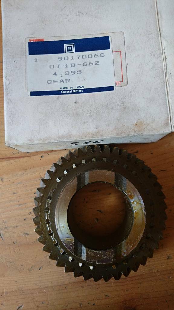 Kadett E Astra F F16 Getriebe Zahnrad 2. Gang neu Original GM