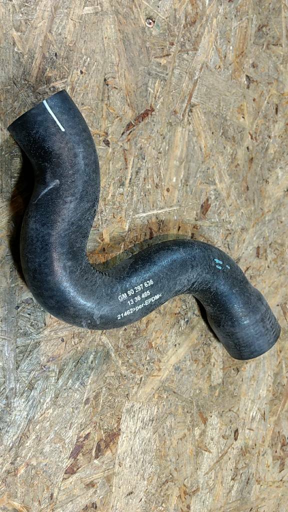 Original GM Opel Kühlerschlauch Vectra BJ.86-95 NEU