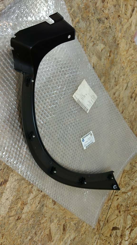 Original GM Opel Blende Zierleiste Radhaus h.l Corsa C NEU