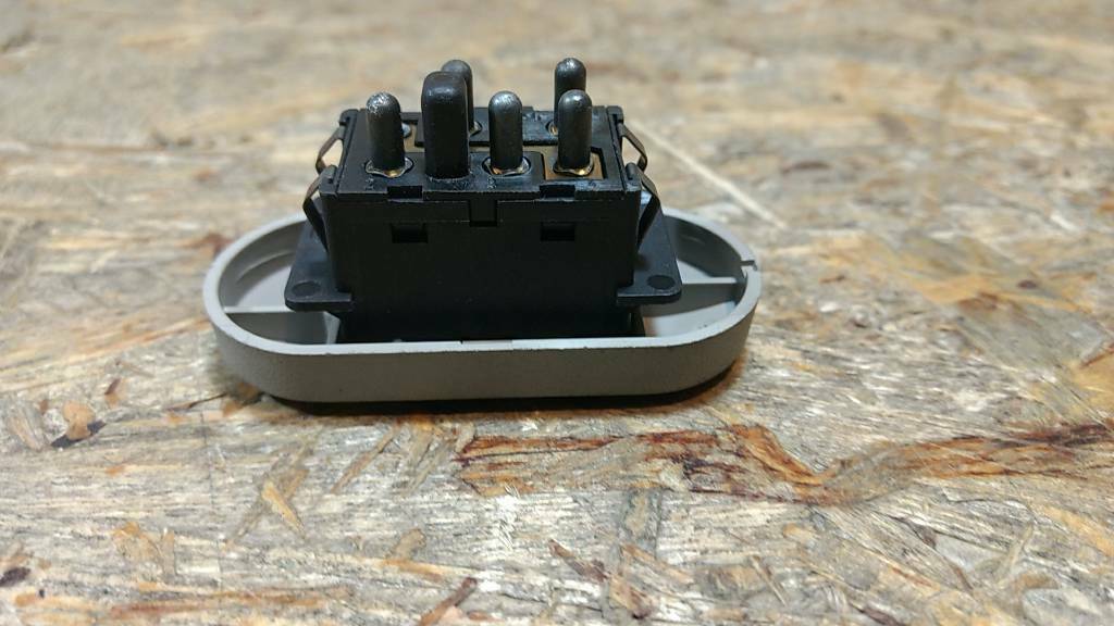 Original GM Opel Omega A Schalter Schiebedach NEU