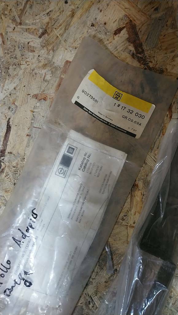 Omega A Sonnenrolleadapter Adapter