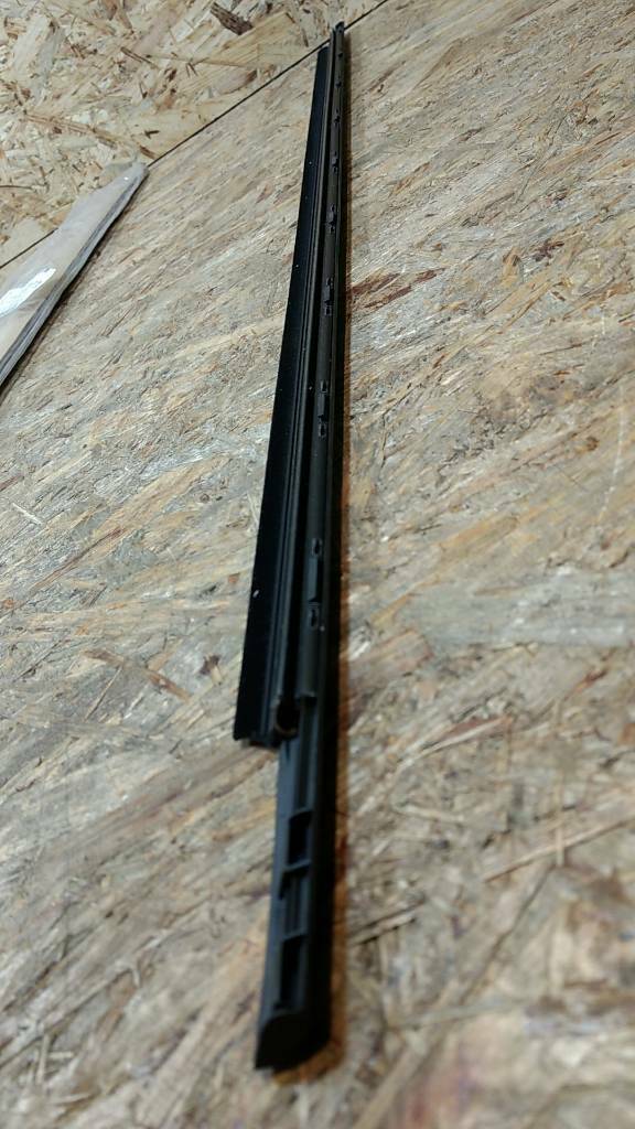 Original GM Opel Astra G Zafira A Fensterdichtung Schachtleiste Neu