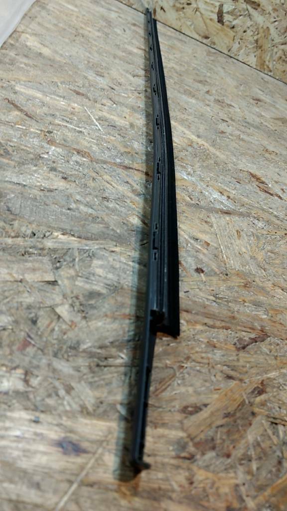 Original GM Opel Astra G 5-Türer Gummidichtung Fensterschacht NEU