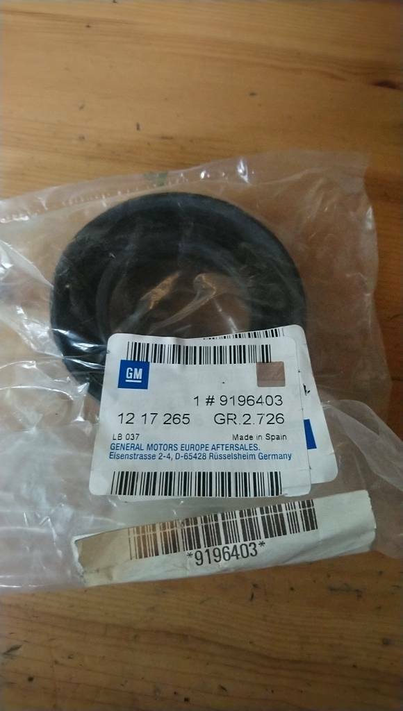 Corsa c Scheinwerferdichtung neu Original gm