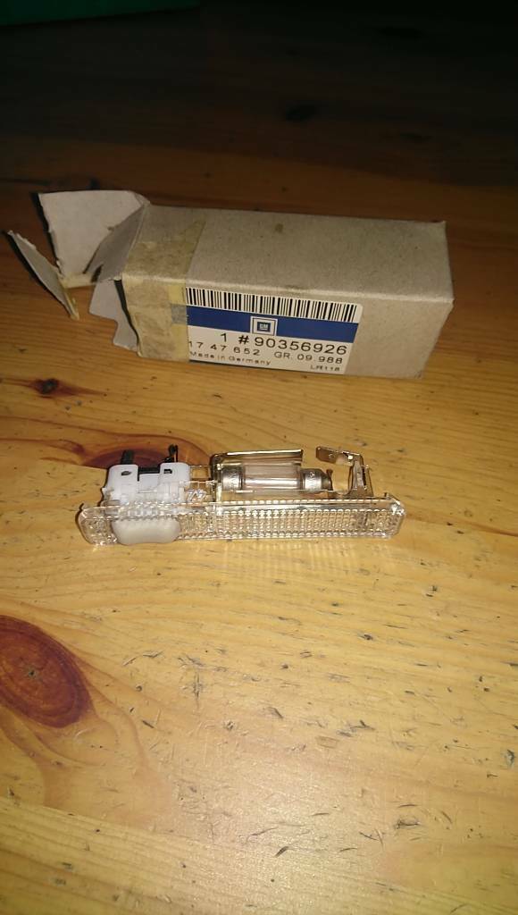 Corsa Astra Innenraumleuchte neu Original GM