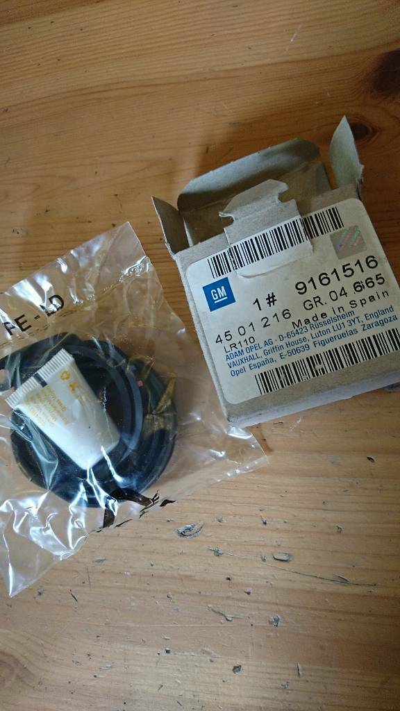 Opel Movano A Satz Dichtung Bremssattel vorne neu original GM