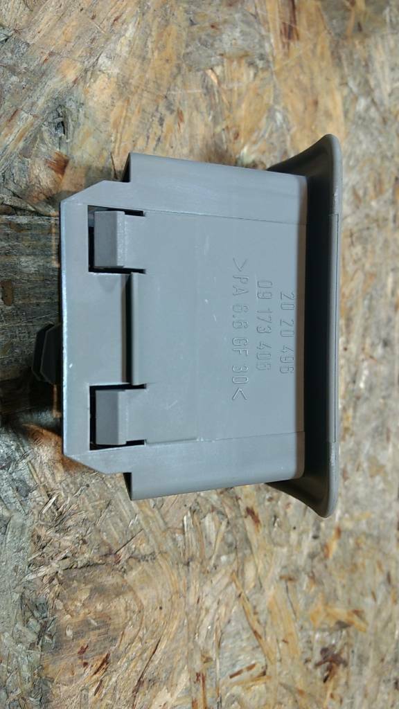 Original GM Opel Omega B Schlossverriegelung NEU