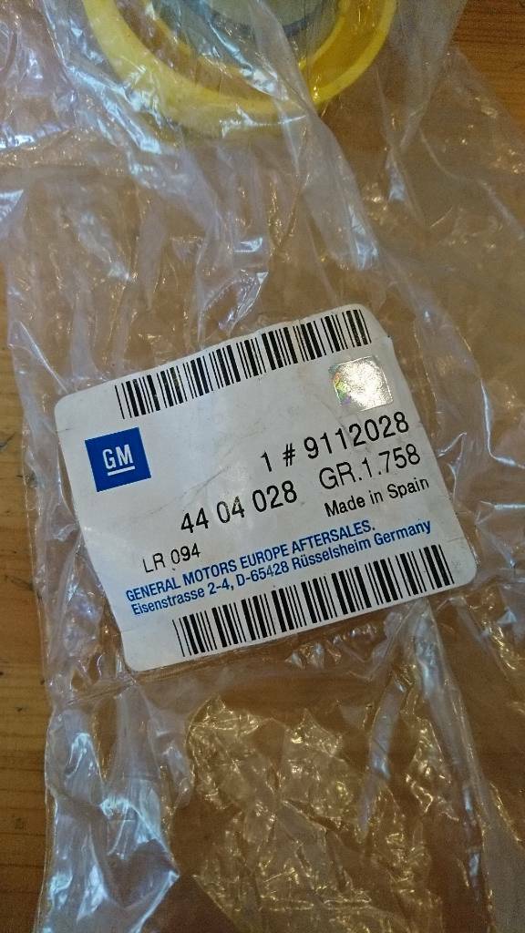 Opel Movano Öldeckel Öleinfüllstutzen neu original GM